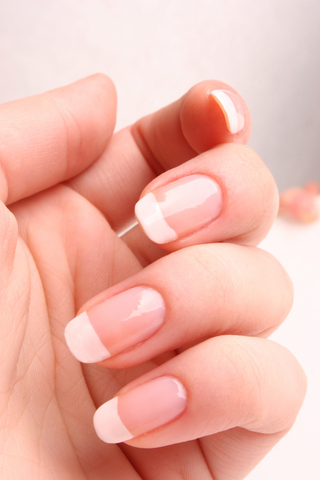How to make nails white