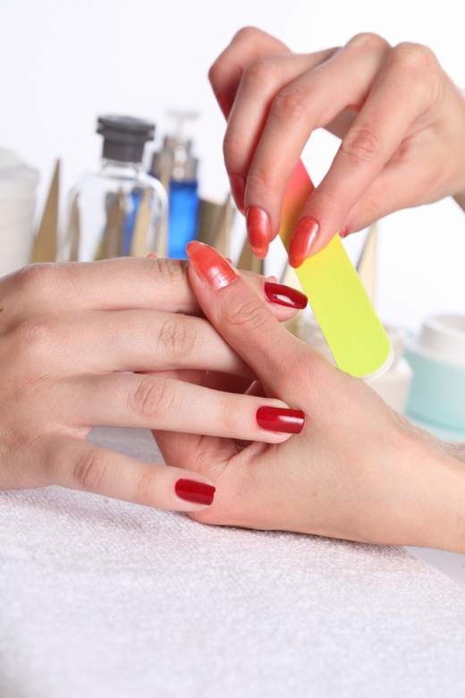 How to bring nails in order