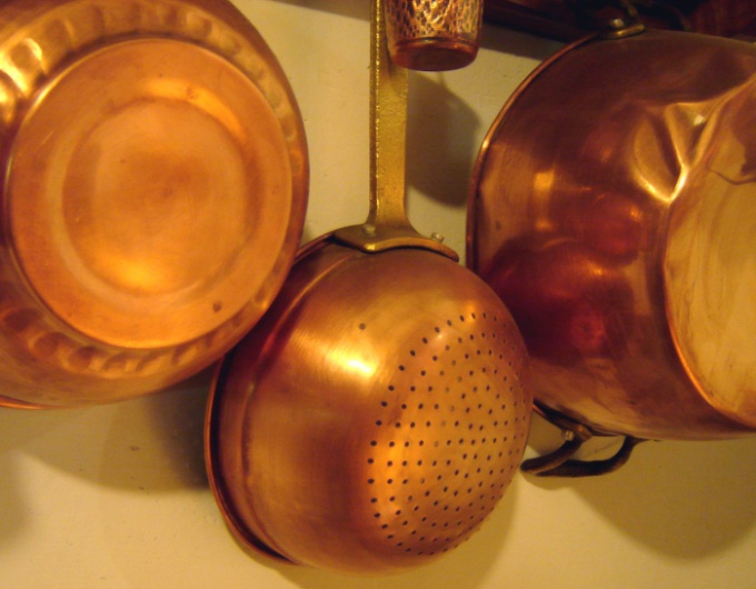 Copper differs from other metals in the warmness of the lights