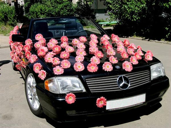 Как украсить машину на свадьбу