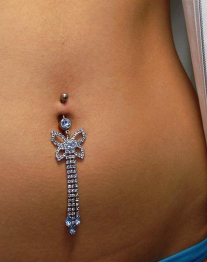 Piercing in the navel