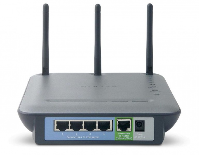 How to connect the two <strong>router</strong>