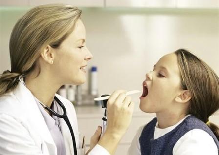 Как лечить миндалины у детей