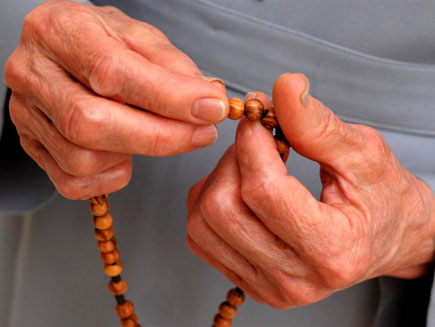 How to twist flip your rosary