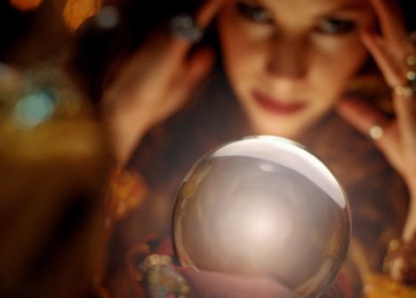 How to ask for help to psychics