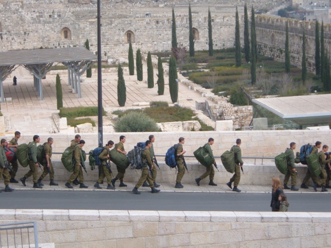 How to get into the army of Israel