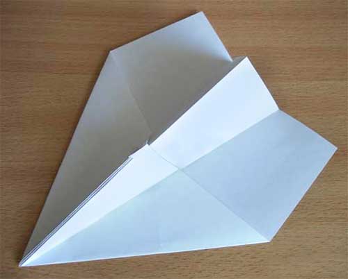 Как собрать из бумаги самолет