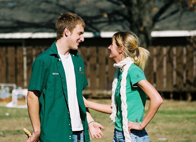 Modern girls are not shy to be the first to ask a guy to a meeting