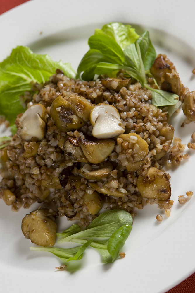 How to cook buckwheat with sauce