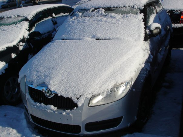 Как открыть дверь автомобиля в мороз