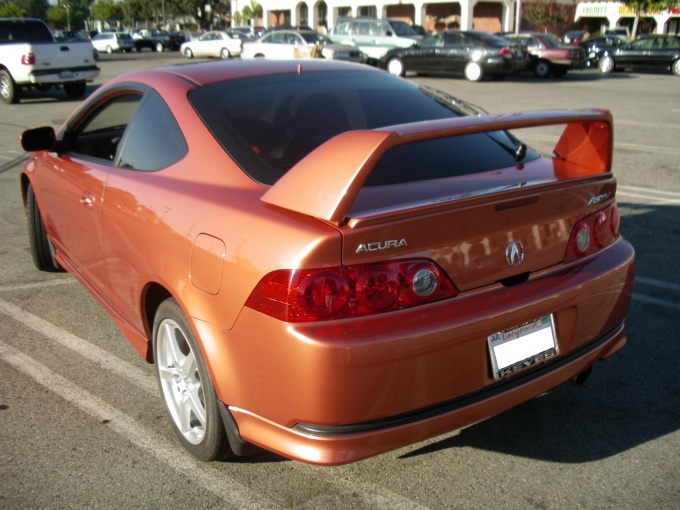 How to mount a spoiler
