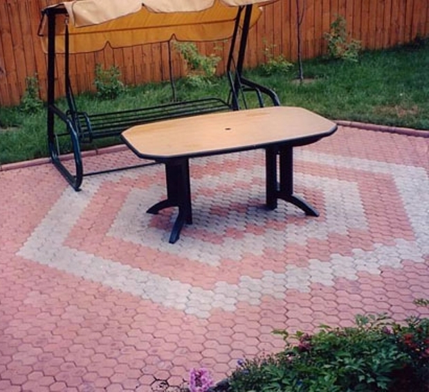 How to put paving stones