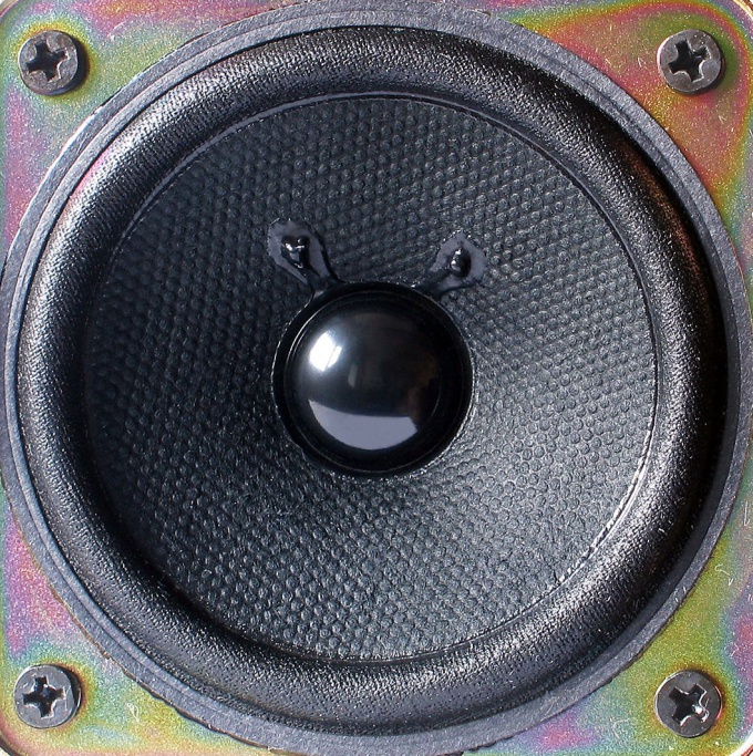 How to connect the speaker