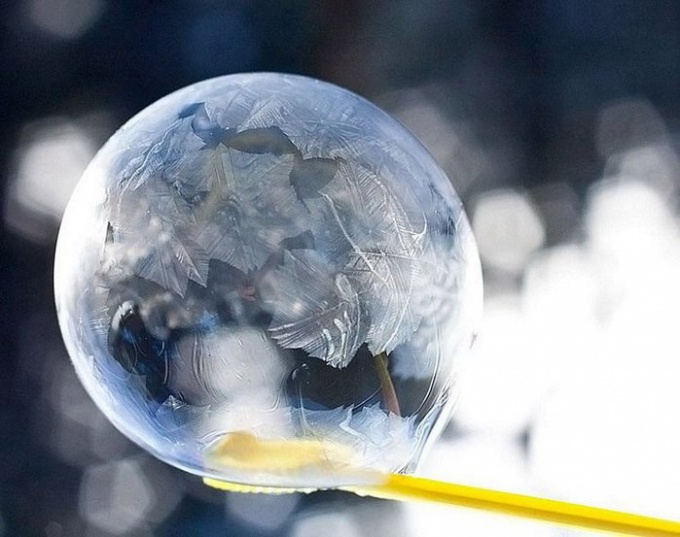 How to freeze a bubble