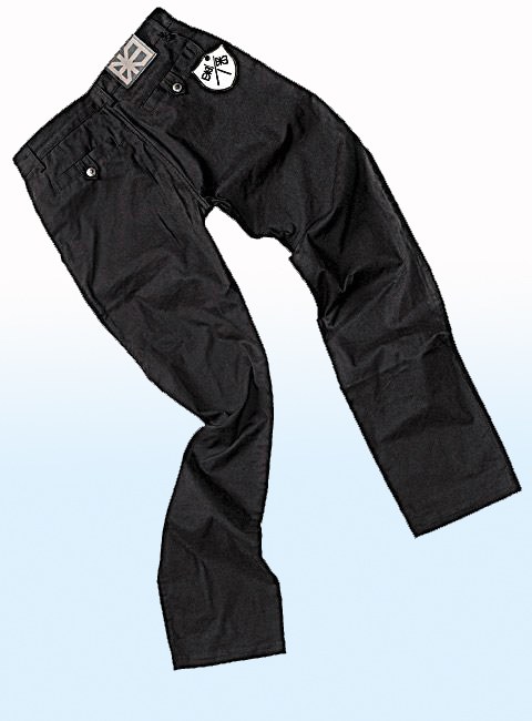 How to dye black pants