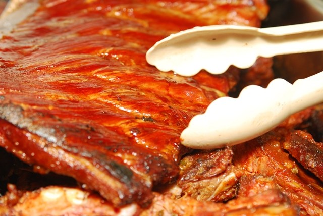 How to marinate pork ribs
