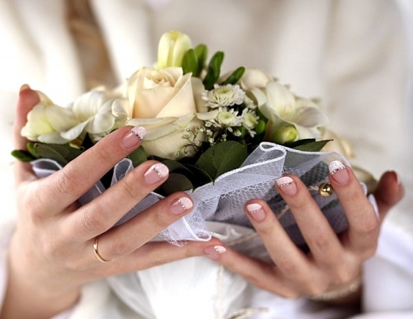 Как украсить свадебные ногти