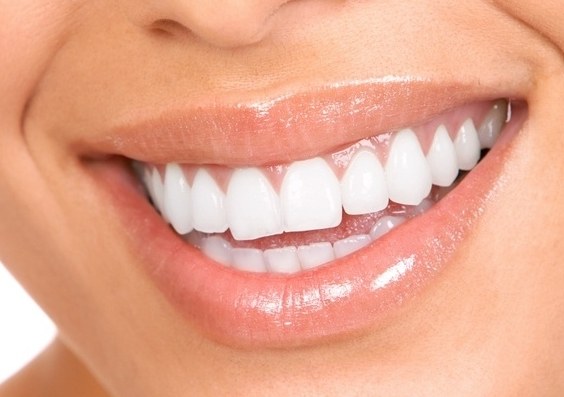 Как осветлить зубы в фотошопе