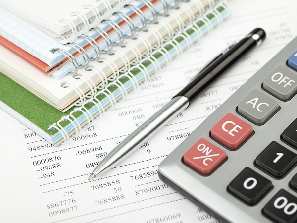 How to calculate horizontal analysis