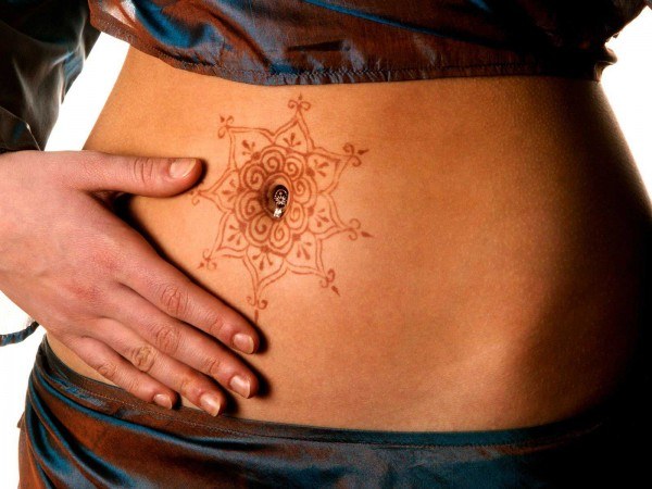How to draw a henna tattoo