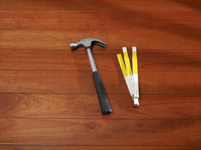 How to fix laminate flooring