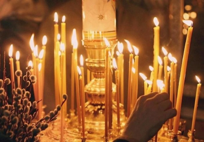 Как в церкви ставить свечку за здравие