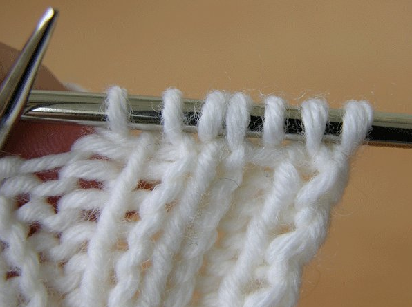 How to knit a hollow gum on the spokes