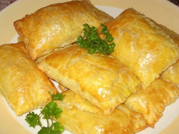 How to make puff pastry pies