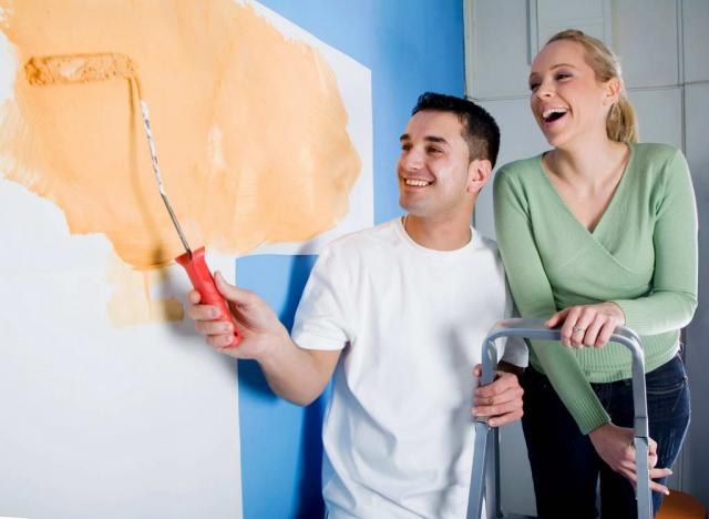 How to paint Wallpaper