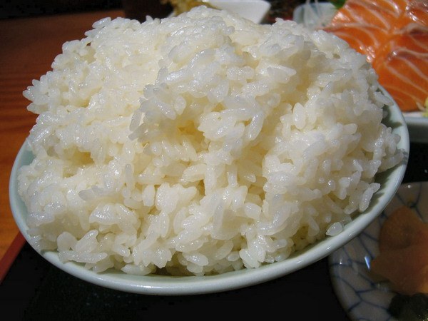How to cook rice in a saucepan
