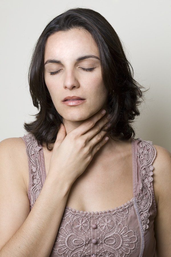 How to heal ligaments in the throat