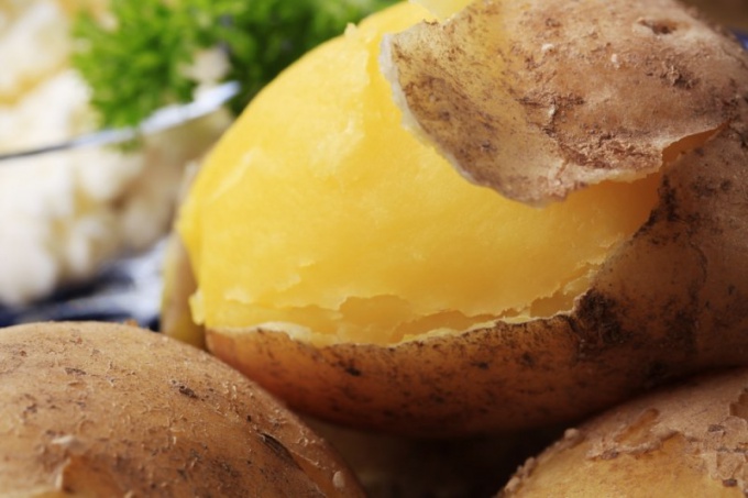 Как отварить картошку  в мундире