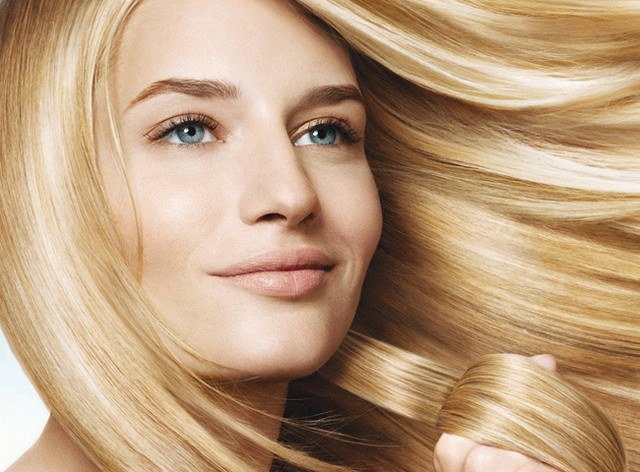 How to safely lighten hair