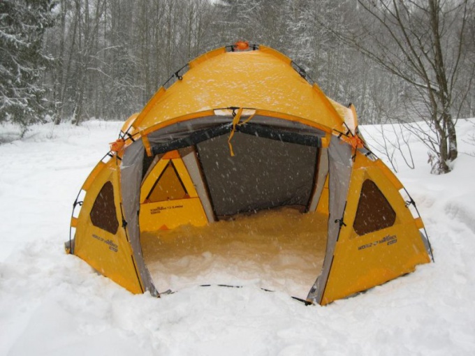 Как обогреть палатку зимой