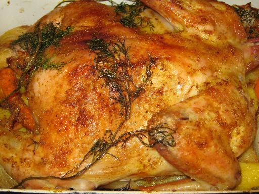 How delicious to cook the chicken with potatoes in the oven