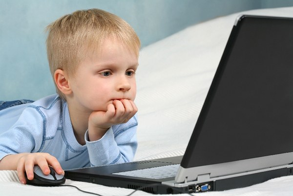Как отвлечь ребенка от компьютера