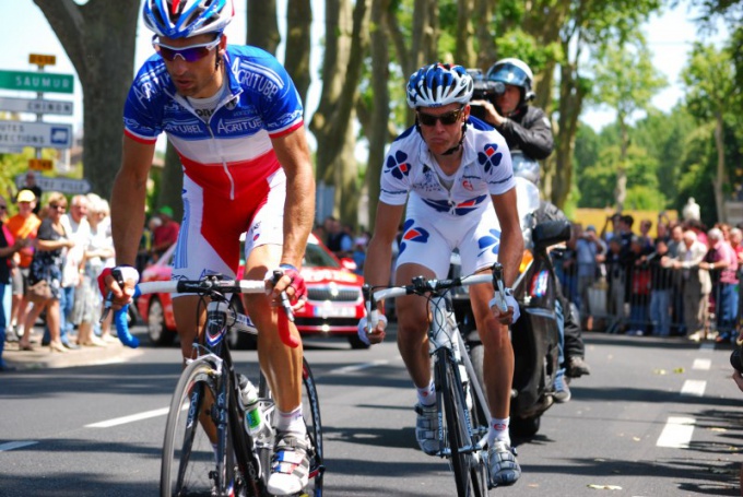 How to become a member of the Cycling race Tour de France