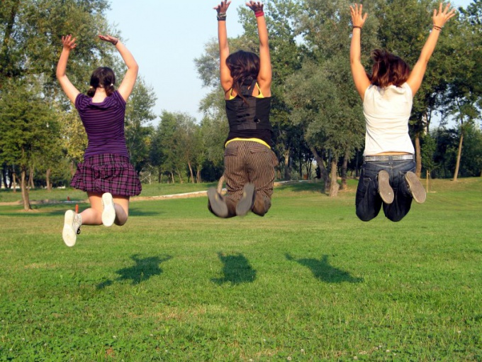 How to find friends in the children's camp