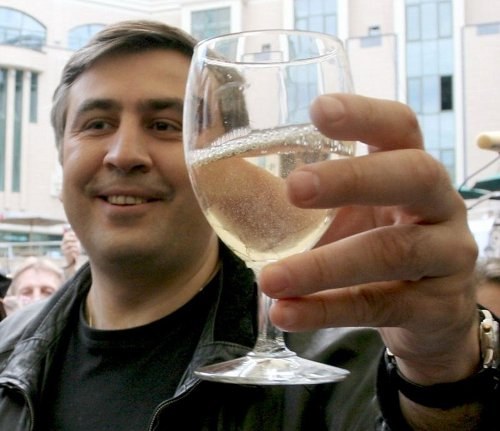 Кто открывает бар грузинского вина в Вашингтоне