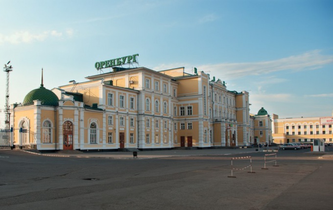 Железнодорожный вокзал Оренбурга