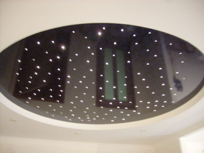Монтаж натяжного потолка с эффектом звездного неба