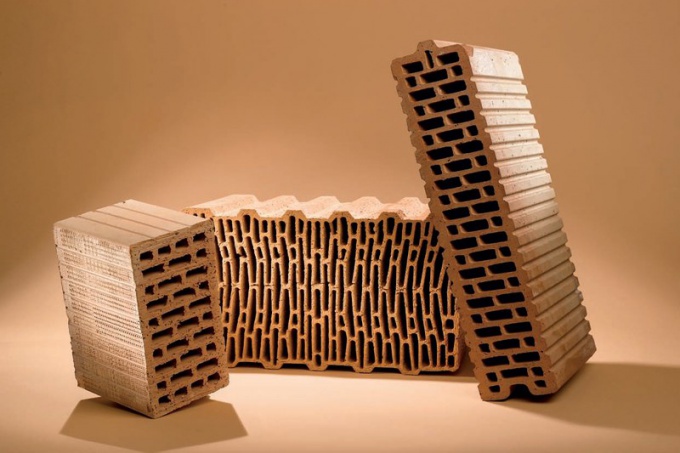 Сравнение видов пустотелых керамических блоков