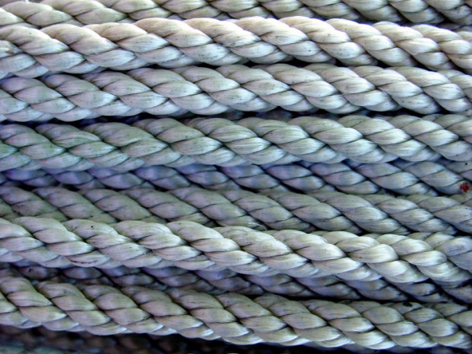 Decorative jute rope for the interior
