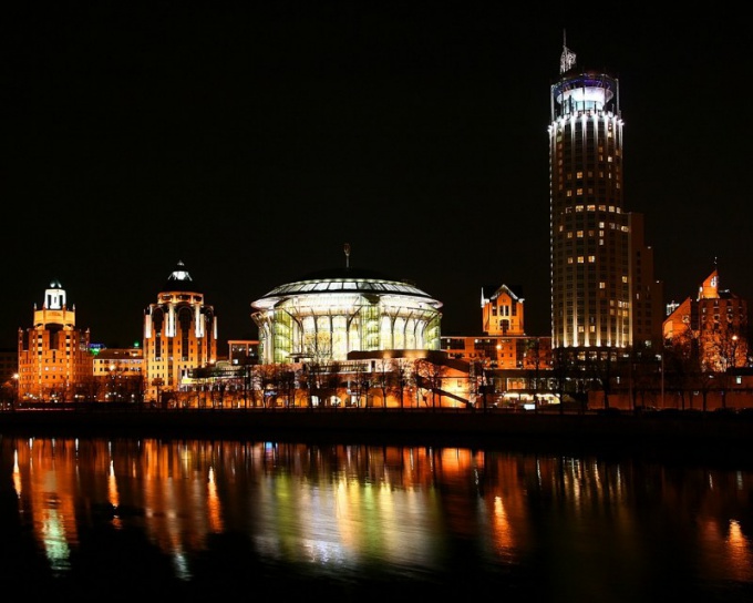Where to go in Moscow at night