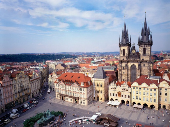 Какая нужна виза в Чехию
