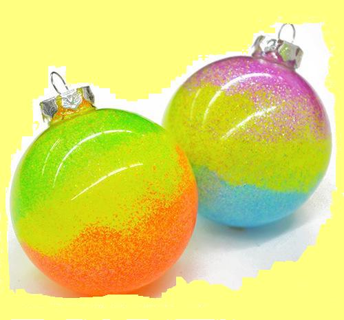 Как сделать новогодние неоновые шарики на елку