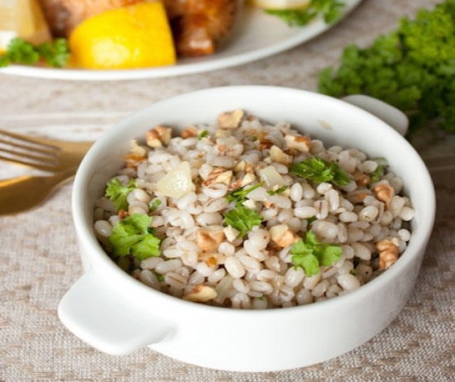 How to cook pearl barley in a slow cooker
