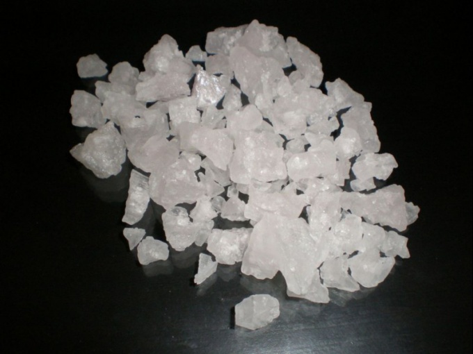 Чем поваренная соль отличается от каменной?