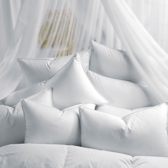 Секреты здорового сна, или Как правильно выбрать подушку и одеяло