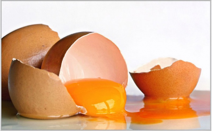 Как употреблять сырые яйца